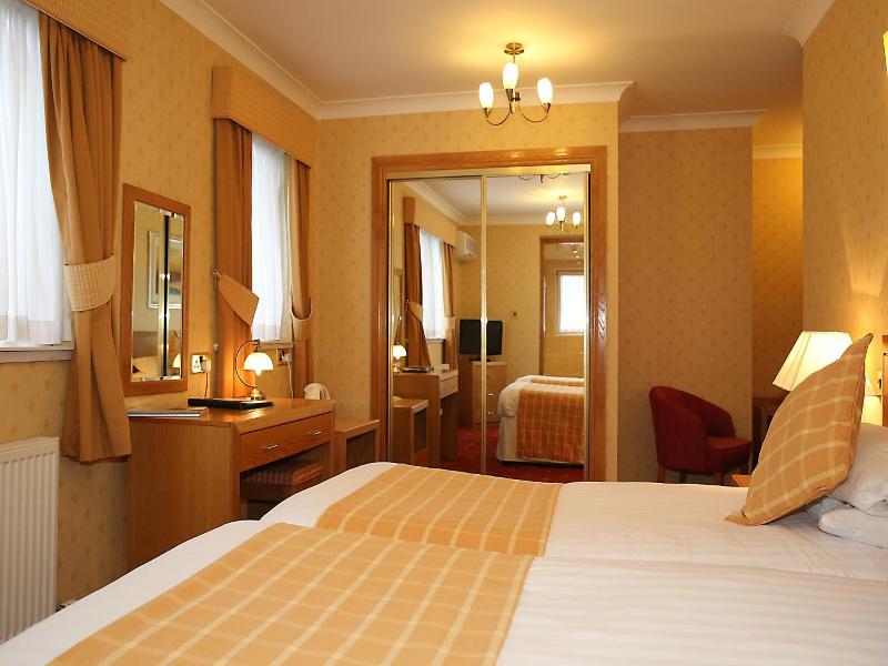 Leapark Hotel image