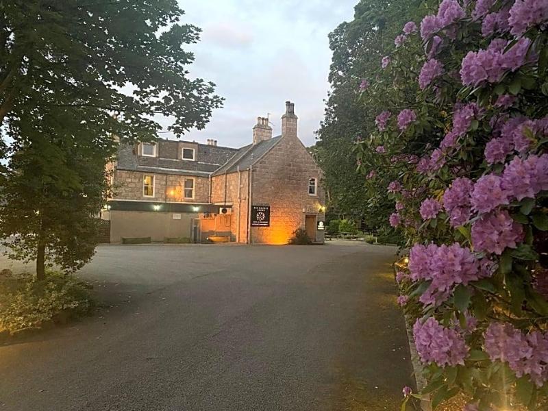 Bennachie Lodge Hotel image