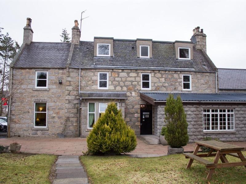 Bennachie Lodge Hotel image