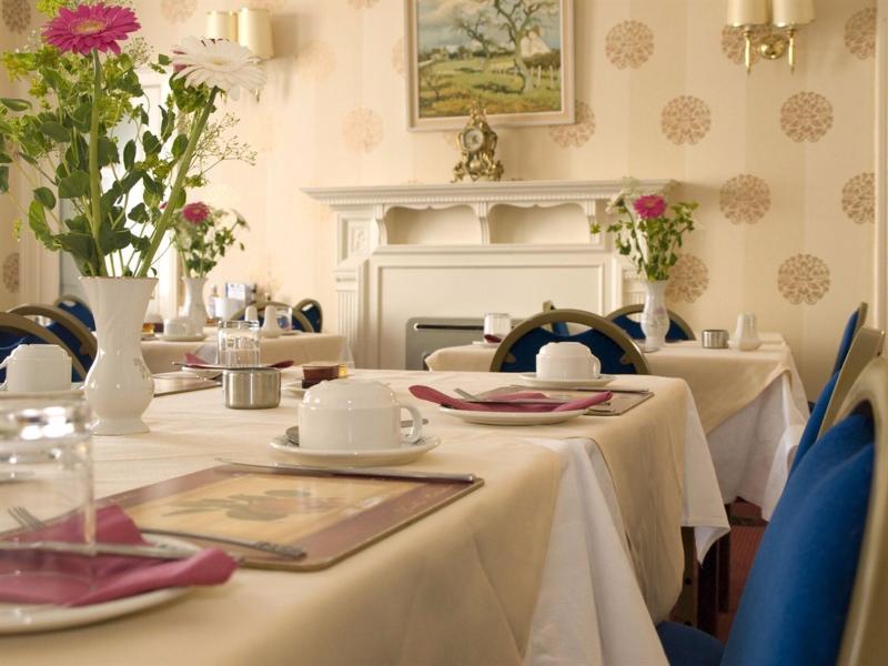 Denewood Hotel image