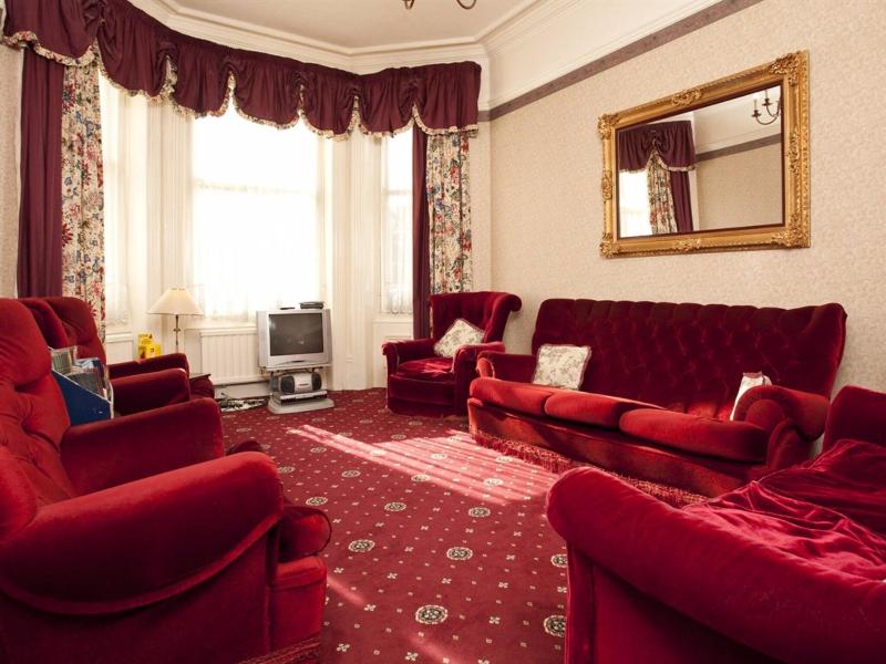 Denewood Hotel image
