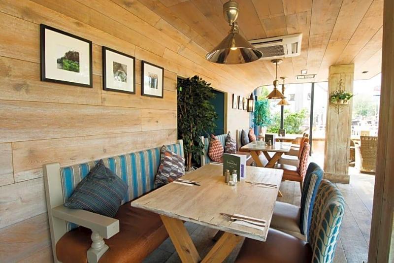 Tullie Inn image