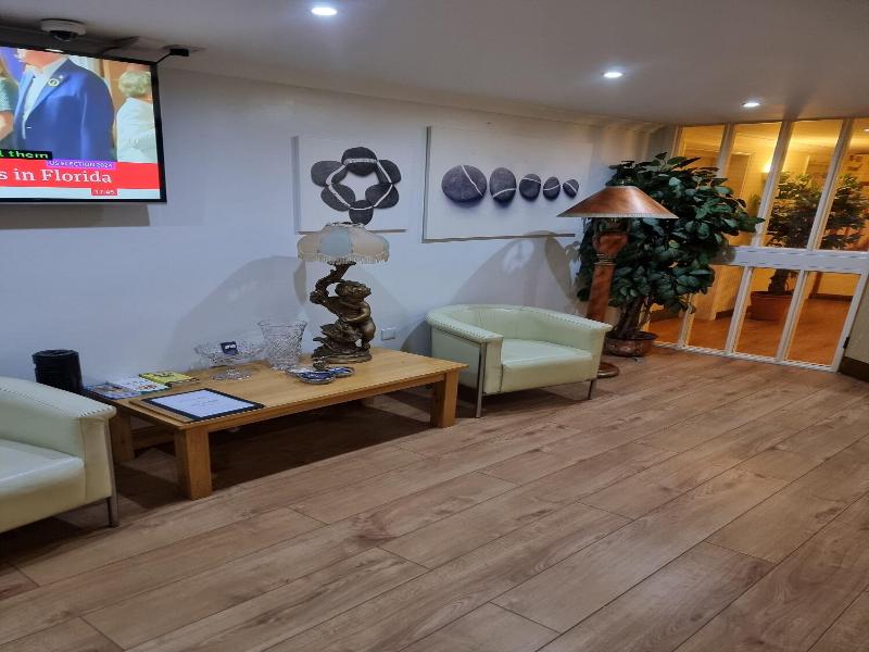 Travel Plaza Hotel image