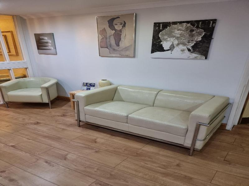 Travel Plaza Hotel image