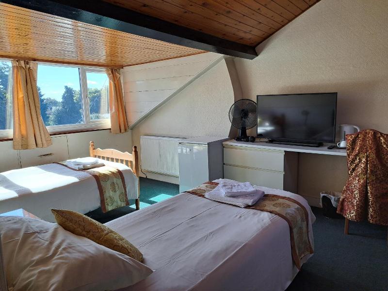 Diamond House Hotel image