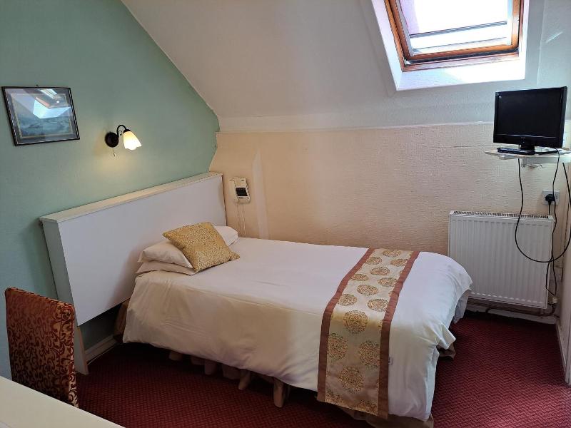 Diamond House Hotel image