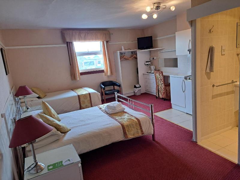 Diamond House Hotel image