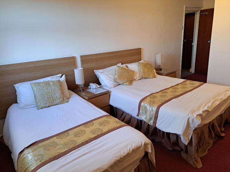 Diamond House Hotel image