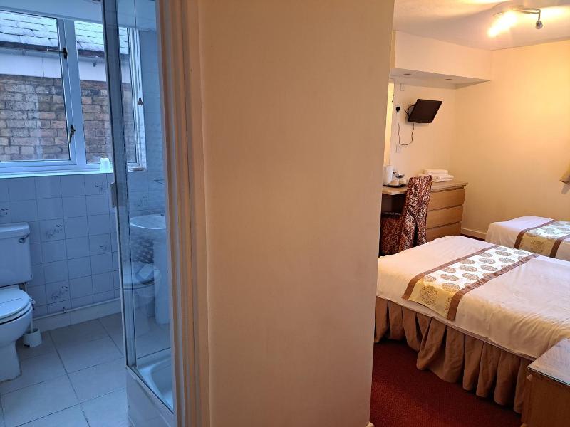Diamond House Hotel image