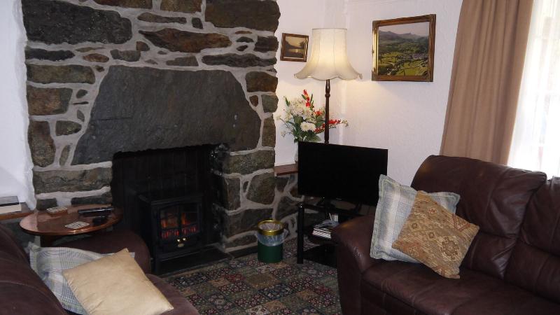 Ivy House image