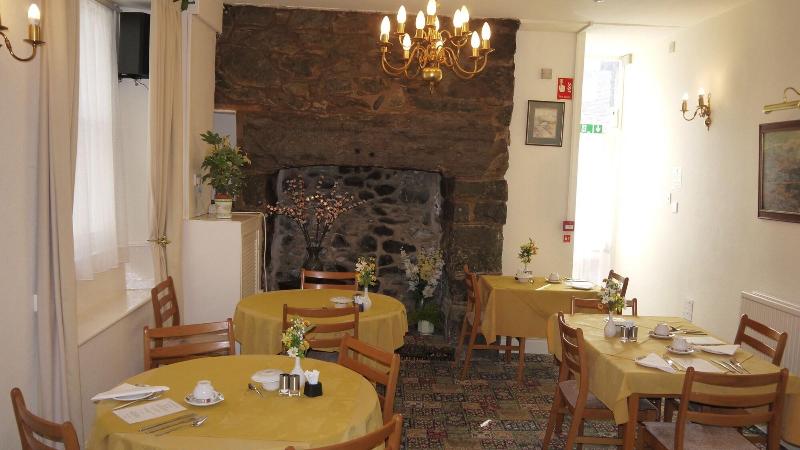 Ivy House image
