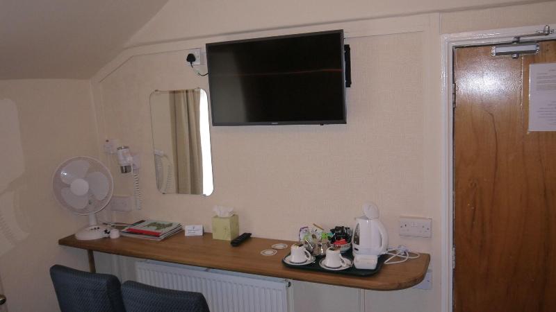 Ivy House image