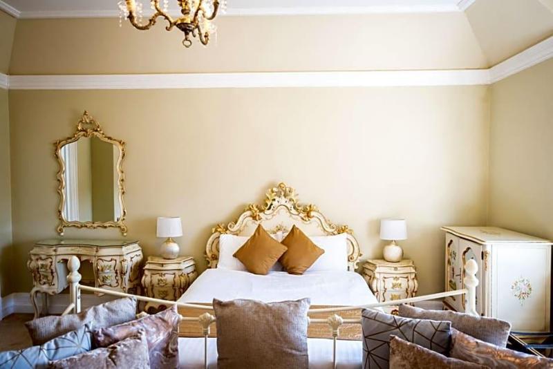 Manor Parc Hotel image