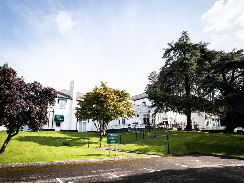 Manor Parc Hotel image