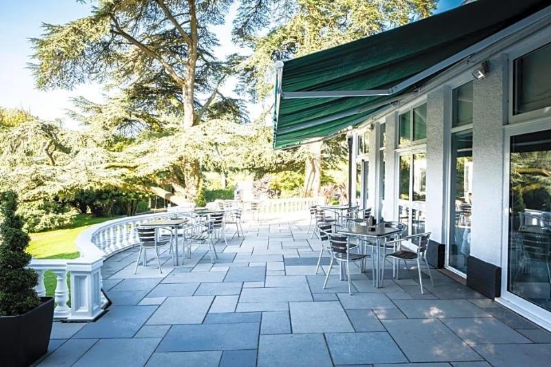 Manor Parc Hotel image