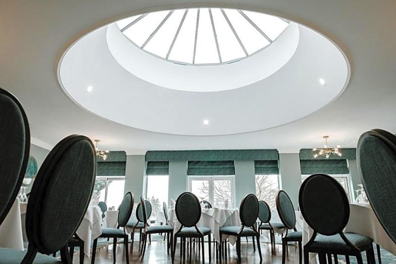 Manor Parc Hotel image