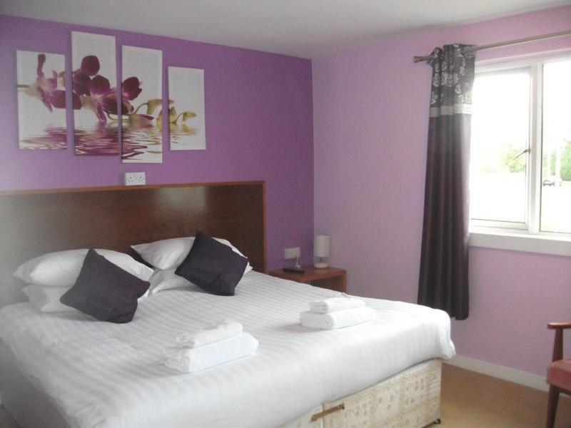 The County Hotel image
