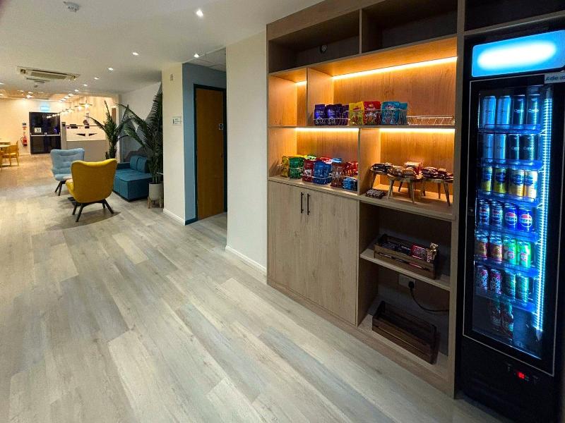 Garner Hotel Lincoln by IHG image