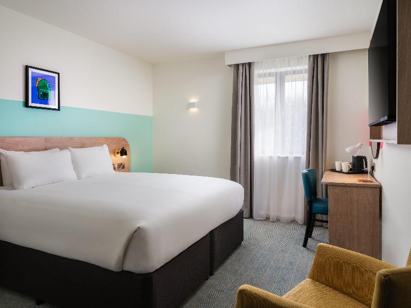 Garner Hotel Lincoln by IHG image