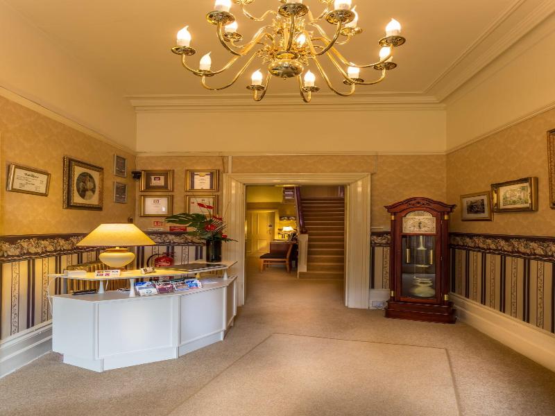 Balincourt Hotel & Guest House image