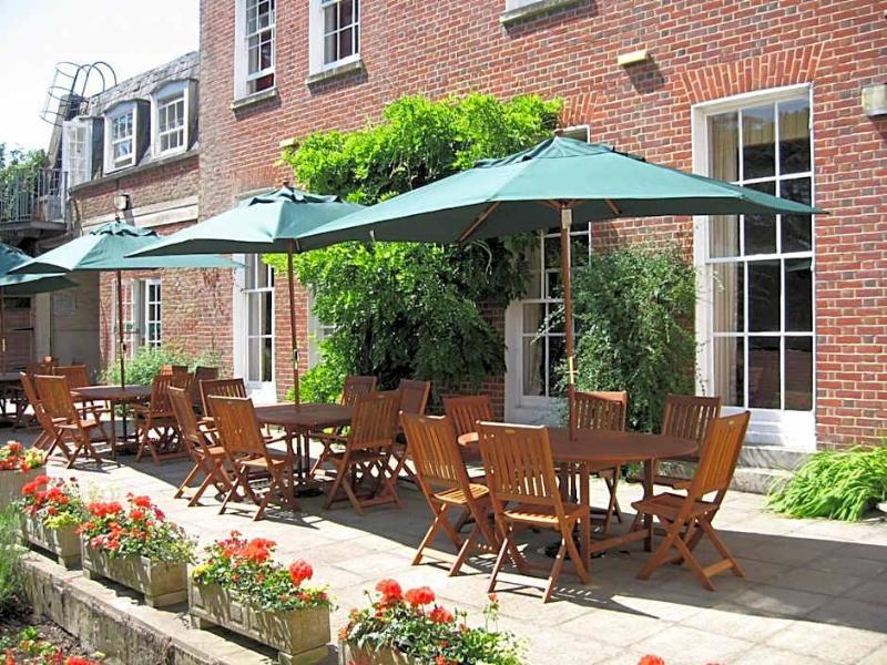 Lysses House Hotel image