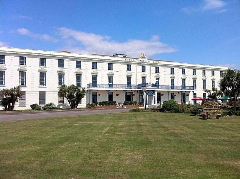 Royal Norfolk Hotel image