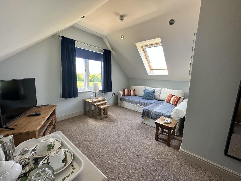 Canaston Oaks Luxury Bed   Breakfast image