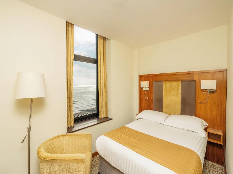THE VIEW HOTEL image