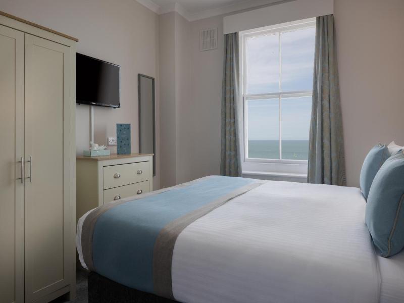 The Cumberland Hotel image