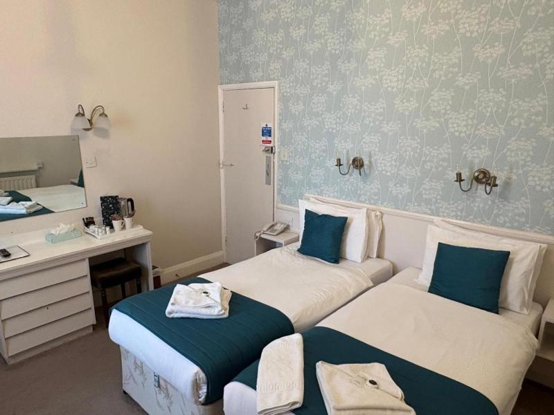 The Cumberland Hotel image