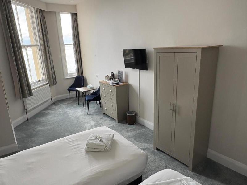 The Cumberland Hotel image