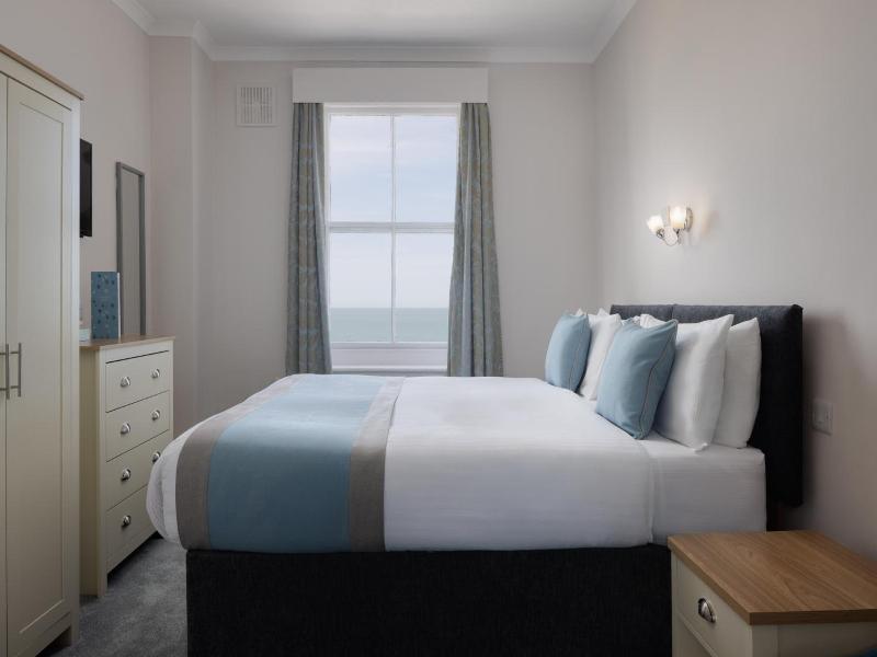The Cumberland Hotel image