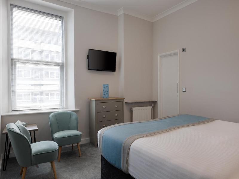 The Cumberland Hotel image