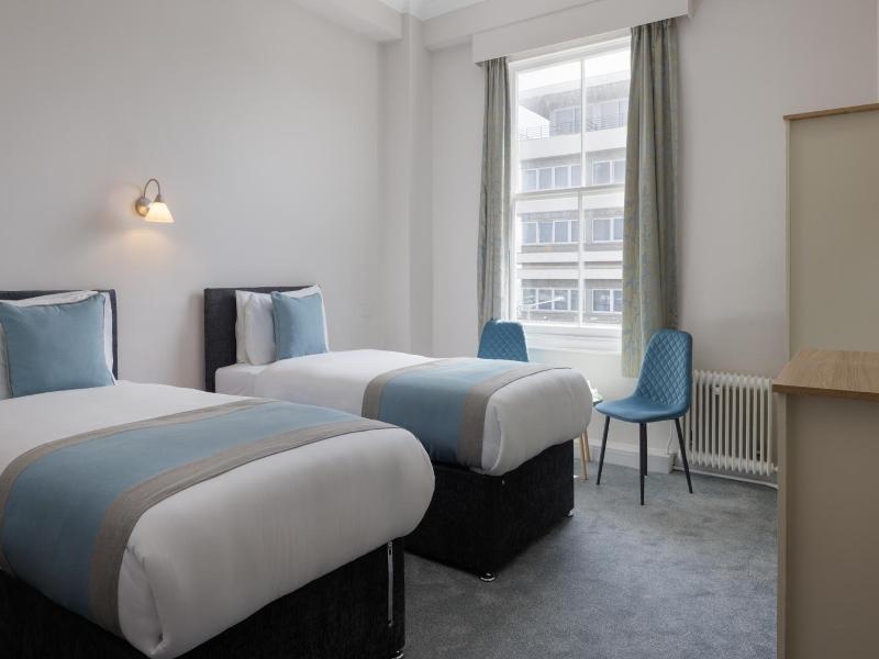 The Cumberland Hotel image