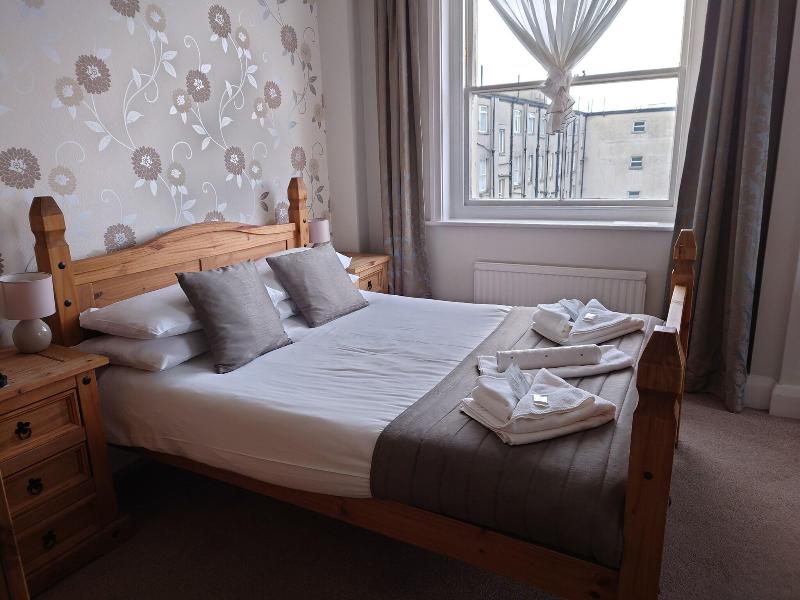 The Cumberland Hotel image
