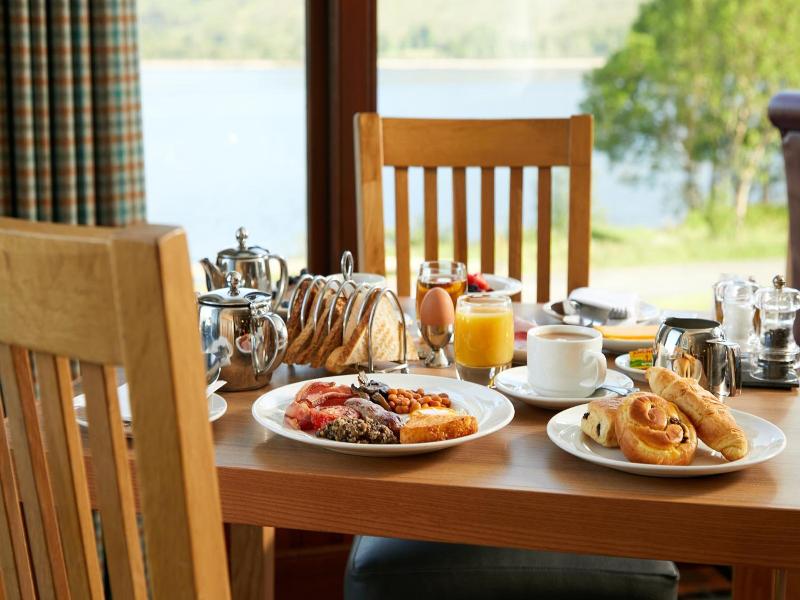 Clan MacDuff Hotel image