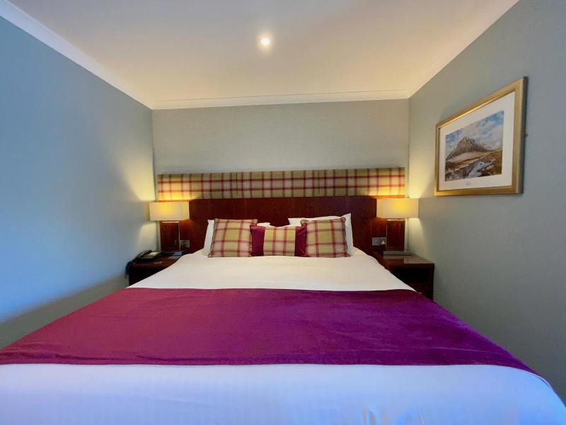 Clan MacDuff Hotel image