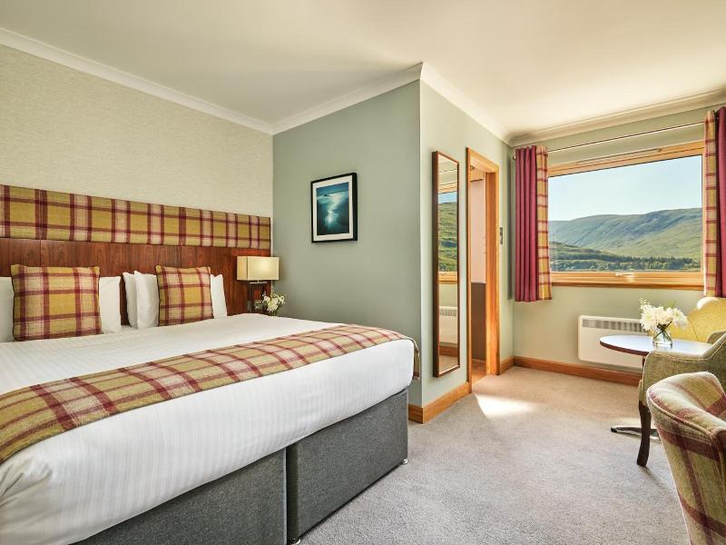 Clan MacDuff Hotel image