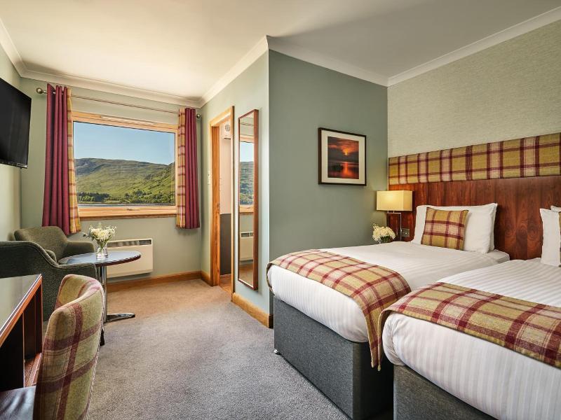 Clan MacDuff Hotel image