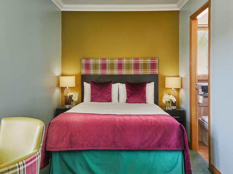 Clan MacDuff Hotel image