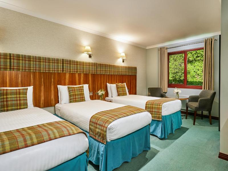 Clan MacDuff Hotel image