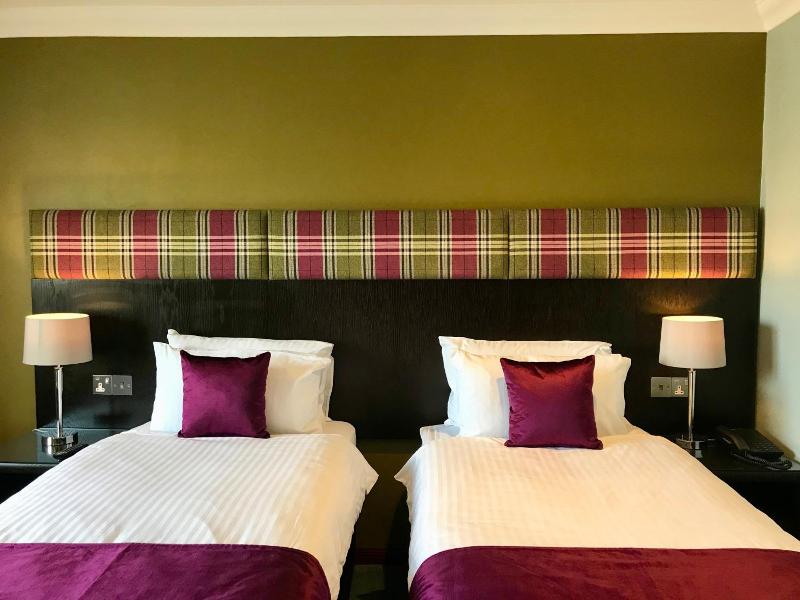 Clan MacDuff Hotel image