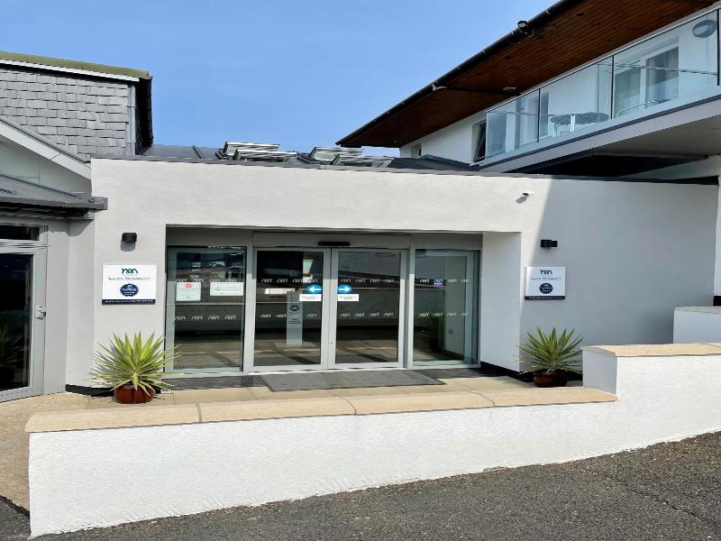 Clan MacDuff Hotel image