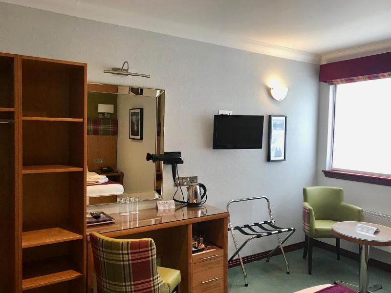 Clan MacDuff Hotel image