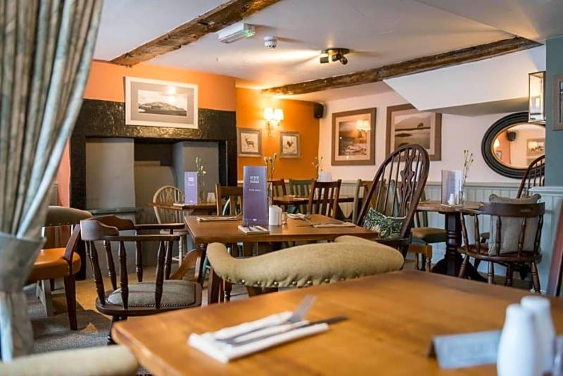 The Horse and Farrier Inn image
