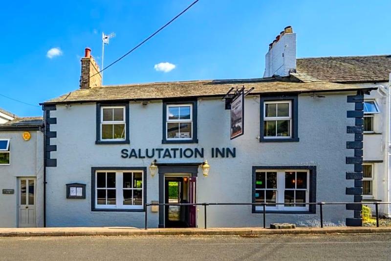 The Horse and Farrier Inn image