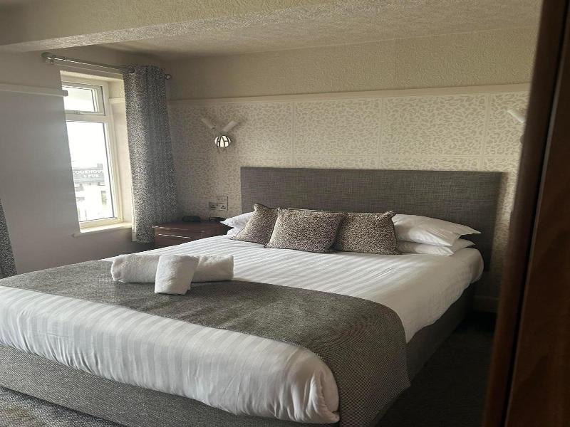 Savoy Hotel image