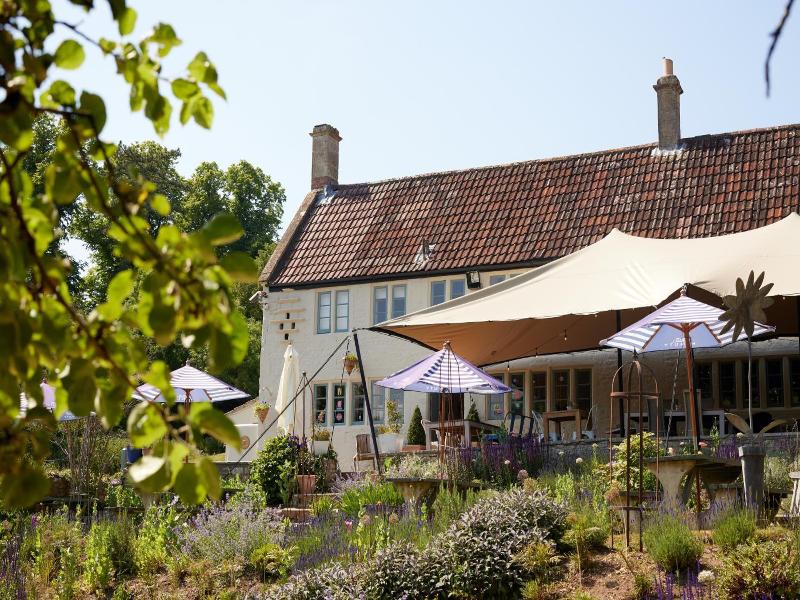 The Wheatsheaf Combe Hay image