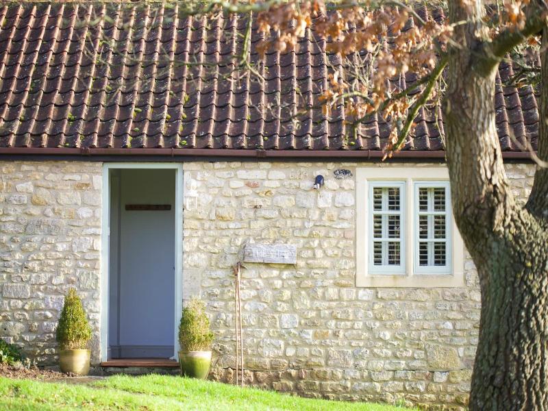 The Wheatsheaf Combe Hay image