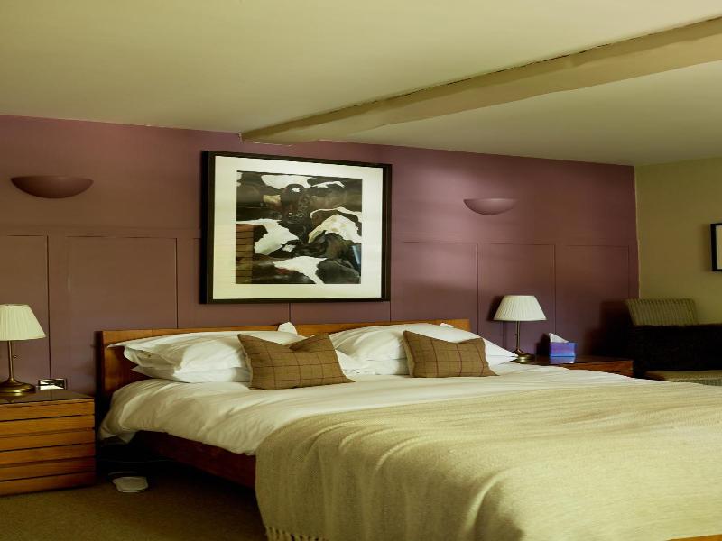 The Wheatsheaf Combe Hay image